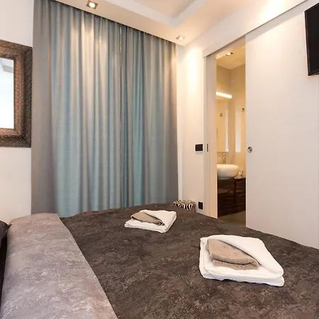 With A Parking Space Malinska, Krk - 19377 شقة مالينسكا